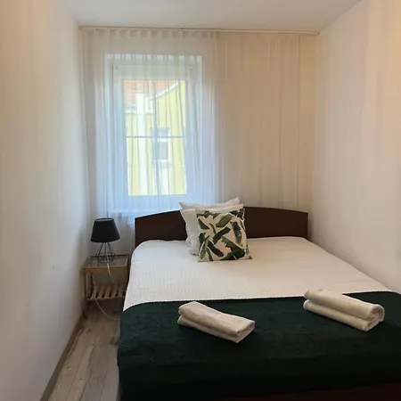 老城边蓝色公寓