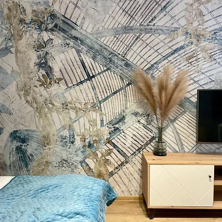 老城边蓝色公寓 *