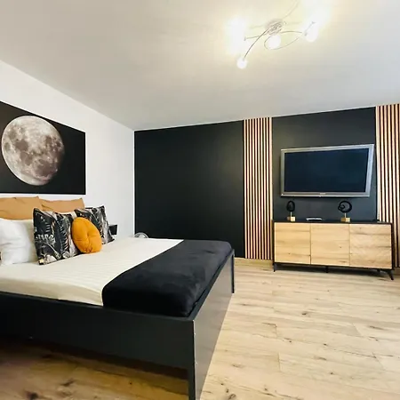 Апартаменти Blue Close To Old Town