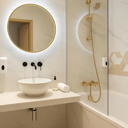 老城边蓝色公寓 * 比得哥什