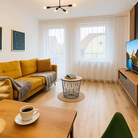 公寓 老城边蓝色公寓 *