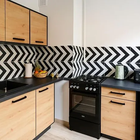 公寓 老城边蓝色公寓 *